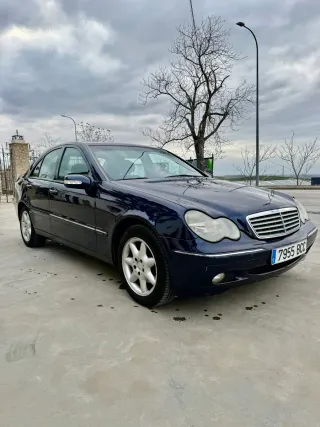 Mercedes-Benz Clase C 2001