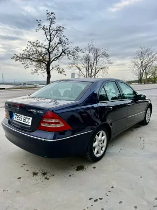 Mercedes-Benz Clase C 2001