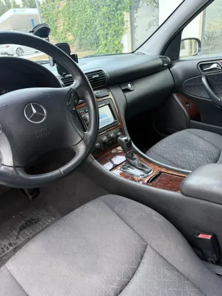 Mercedes-Benz Clase C 2001