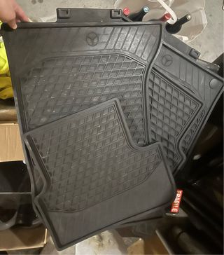 Alfombrillas originales Mercedes – Clase A, CLA, C