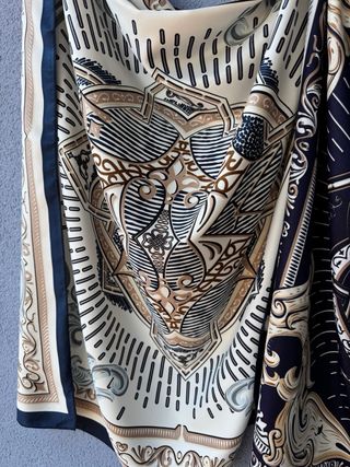 Lote 2 pañuelos tacto seda beige y azul 90x90 cm