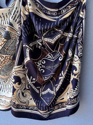 Lote 2 pañuelos tacto seda beige y azul 90x90 cm