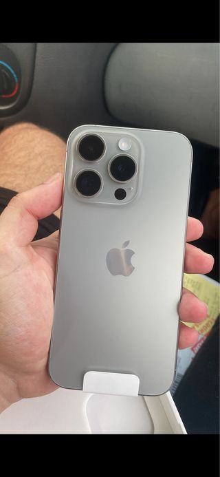 iPhone 15 Pro Titanio Natural