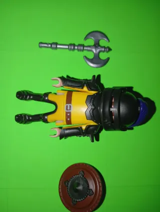 Playmobil Medieval Guerrero Hacha Escudo