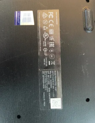 Portátil Lenovo IdeaPad V145-15AST Preto