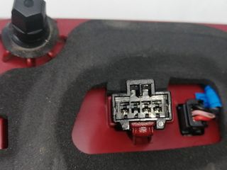 PILOTO TRASERO IZQUIERDO KIA NIRO 572178