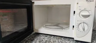 Microondas Whirlpool M341 Blanco