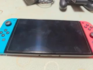 Nintendo Switch OLED Neón + 512GB