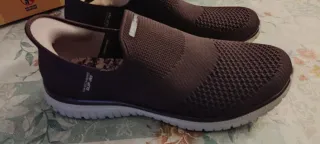 Zapatos Skechers Slip-Ins Mujer Burgundy