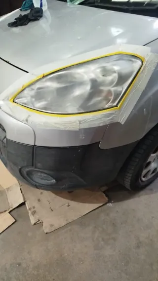 Pulido de focos de coche