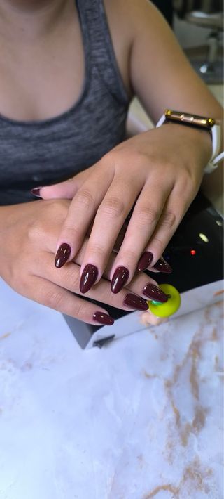 Manicura y pedicura francesa con diseño