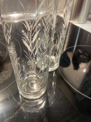 Vasos de tubo vintage con diseño floral