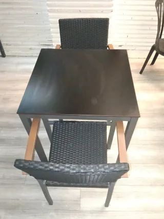 4 Sillas de jardín ratán y metal