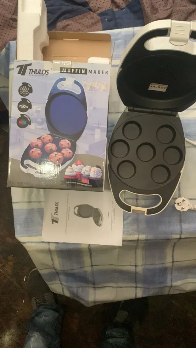 Máquina para hacer muffins Thulos