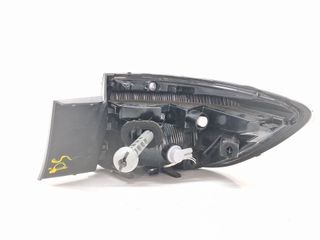 PILOTO TRASERO IZQUIERDO RENAULT CLIO V 700680