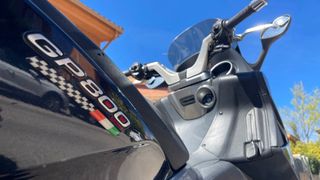 Gilera GP800 Maxi Scooter Negra