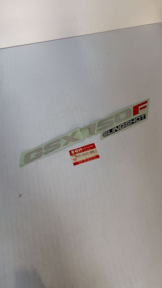 Emblema deposito para Suzuki, GSX750F. Ref. 68131-20C00-3CZ