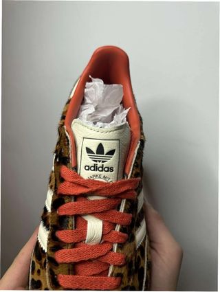 Adidas Samba OG Leopardo Rojo Talla 42