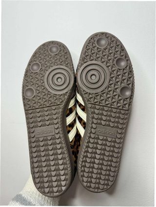 Adidas Samba OG Leopardo Rojo Talla 42