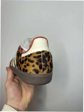 Adidas Samba OG Leopardo Rojo Talla 42