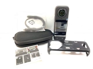 camara ultracompacta insta360 x4