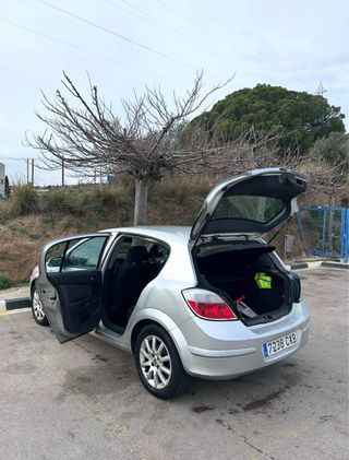 Opel Astra 2004