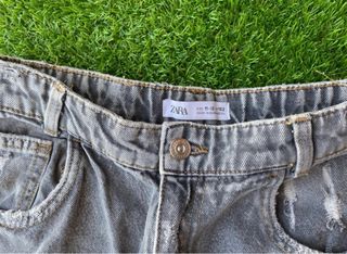 Vaqueros anchos Zara grises rotos