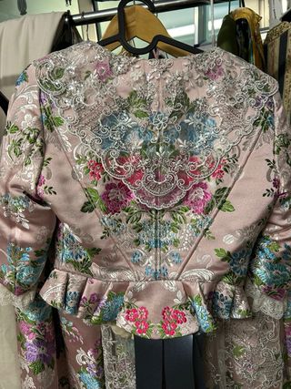 Traje de Fallera Rosa Maquillaje