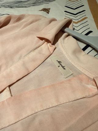 Blusa rosa manga larga