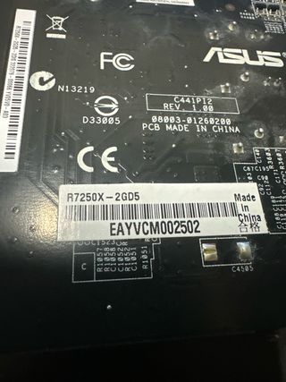 Tarjeta Gráfica AMD R7 250X 2GB GDDR5