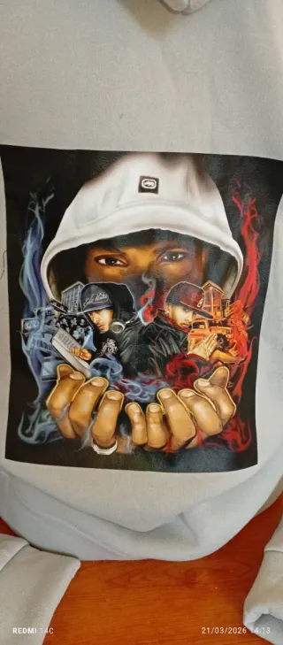 Manta con capucha y estampado de Stitch