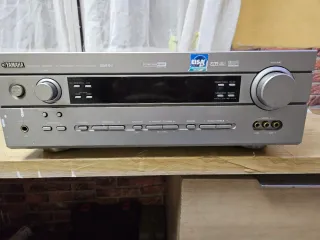Receptor AV Yamaha RX-V440RDS Plata