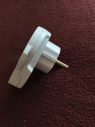 Adaptador de viaje SKROSS Universal con puerto USB