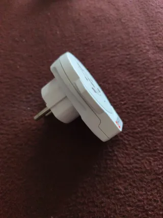 Adaptador de viaje SKROSS Universal con puerto USB