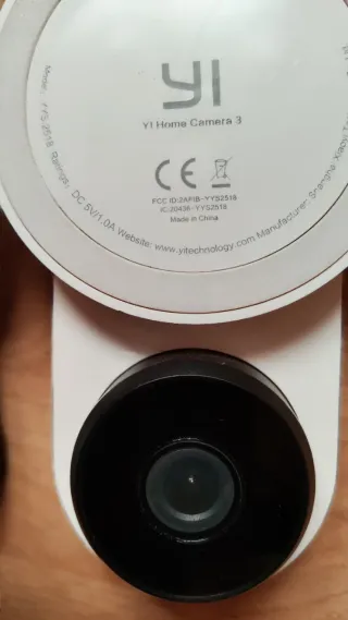 2 Cámaras Vigilancia Yi Blancas + Accesorios