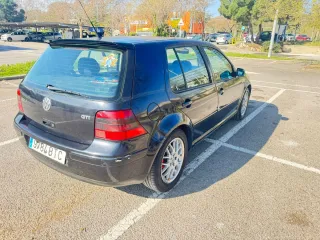Volkswagen Golf 2002