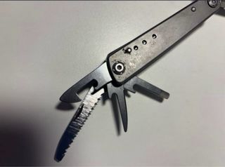 2 Alicates Multiusos + Llave