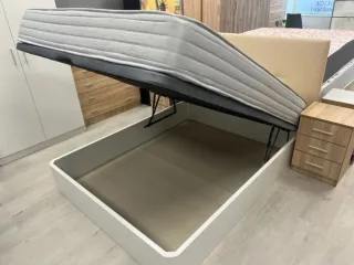 Canapé canapé canapé canapé