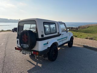 Suzuki Samurai 1990