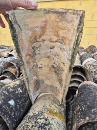 Tejas antiguas de barro