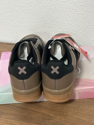 Zapatillas XTI Marrones Talla 39 Mujer