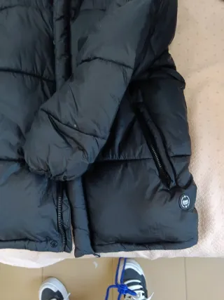 Plumas Zara Negra Talla M