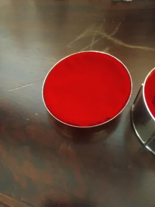 Scatola vintage portagioie in metallo con rose