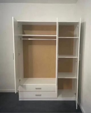 Liquidación:canapés y colchones armarios y sofas?