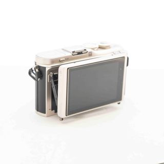 Cámara Olympus PEN E-PL9 + Regalos