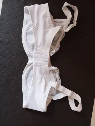Sujetador blanco con encaje