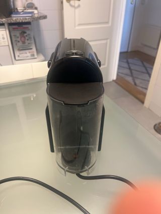 Cafetera Nespresso DeLonghi Negra