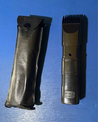 Rasoio elettrico Tri-Star con custodia