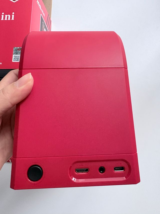 UNICO MVS Mini Home Arcade with 45 SNK Games