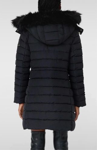 Abrigo largo acolchado negro